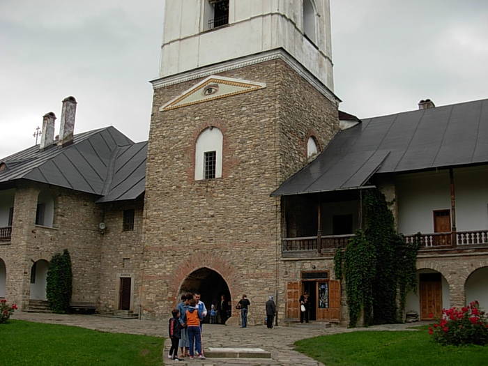 DSCN0266 - manastiri