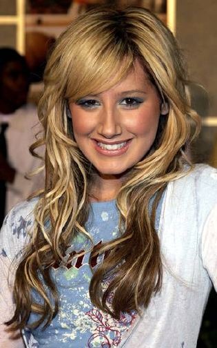 ashley-tisdale-hair-styles-03 - VEDETE DISNEY CHANNEL