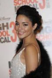 WPBKBFUECBGVJPADCQC - vanessa si ashley