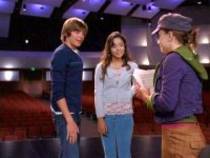 006HSM_Vanessa_Anne_Hudgens_034