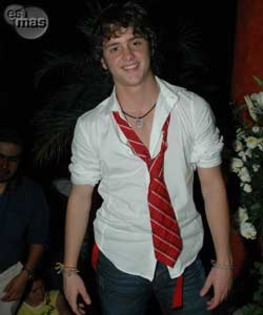 2006111722361144794156 - Christopher Uckermann