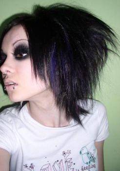 emo-hairstyle-4 - emo girl