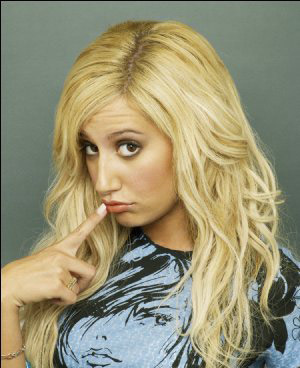 2243732962_5bcf9dc791[1] - Ashley Tisdale