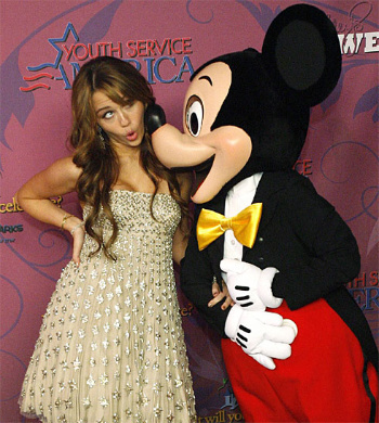 miley si mickey mouse:D