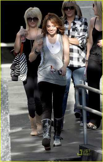 0 (405) - 00toate pozele mel cu miley cyrus00