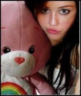 miley and ursulet - Toate AvAtAreLe mele de pe calculator