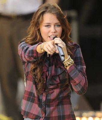 Miley Cyrus 143