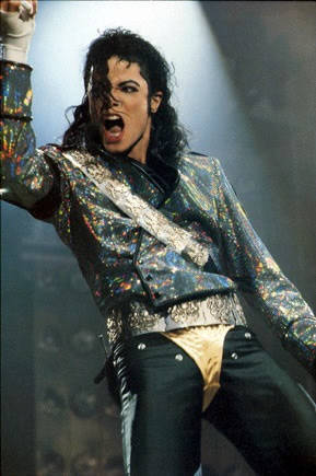 XZAQAYMXCHNMQACKLKR - michael jackson poze noi