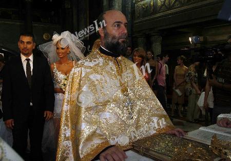 6750b2e8-aa38-41e5-b5c8-6c6d2b723c46