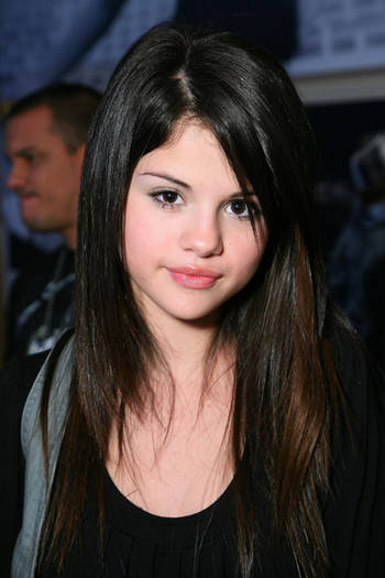 Selena Gomez - Concurs 11 este incheat