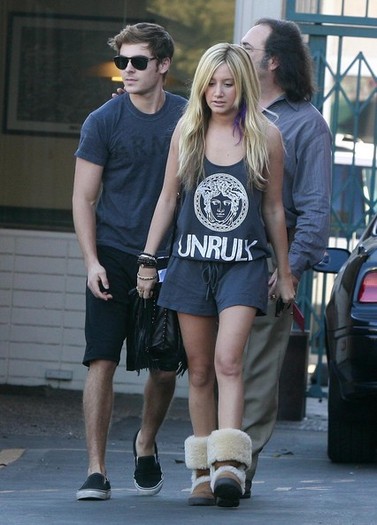 Zac+Efron+Ashley+Tisdale+Out+Lunch+Patty+ooATp_zysWil