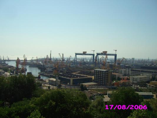 santierul naval vazut de la Marioara