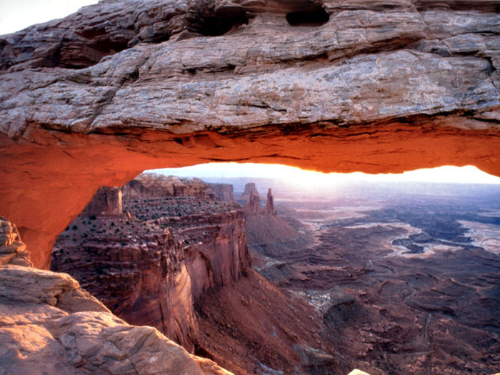 Sunrise at Mesa Arch 1