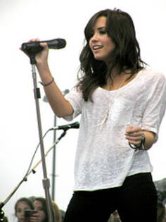 3515922346_14db6d4c4c_m - demi lovato