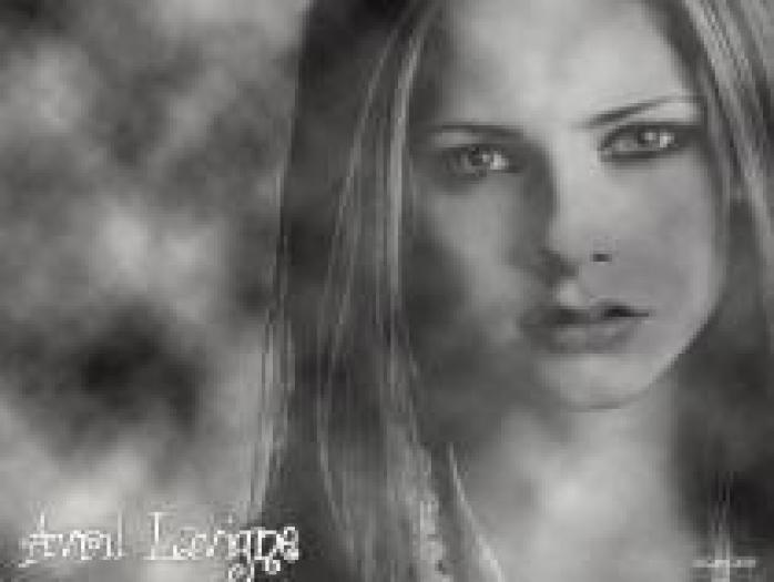 OPGKBUTZXCDSFKVTWKZ - avril lavigne