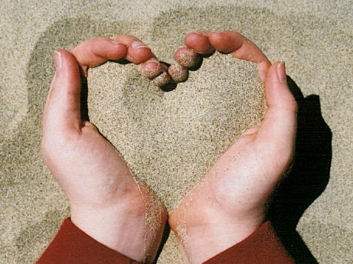 heart in sand - CIUDAT