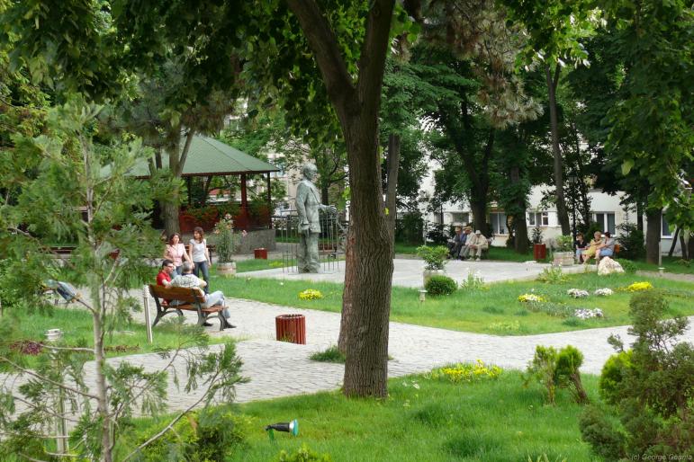 Parcul Eugen Ionesco - Slatina