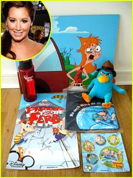 ashley-tisdale-pf-prize-mag - Pineas si Ferb