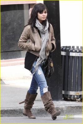 vanessa ai shopping in Montreal 2