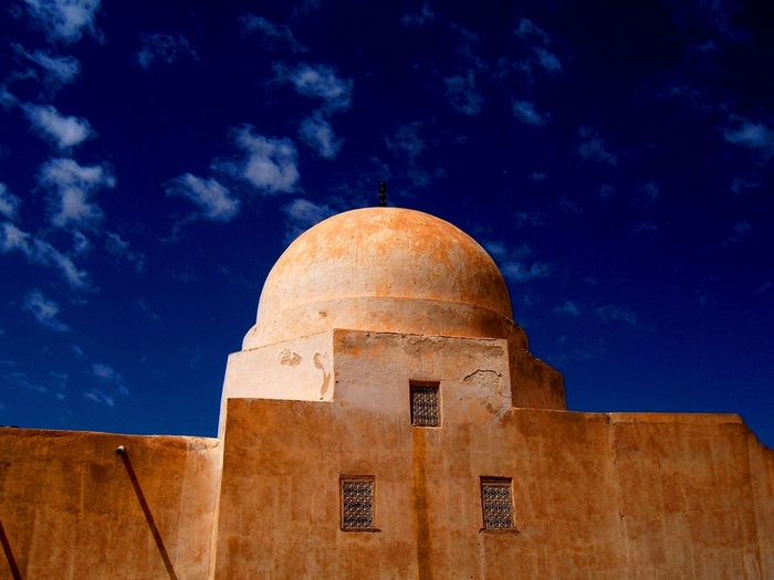 Nefta Mosque in Tunisia - Islamic Architecture Around the World