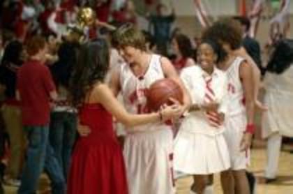 AAPVLIUFGZCGKCDFRAJ - High School Musical STILLS