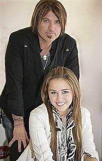 b2e5042b_md.xlarge - Miley-Personal Picture