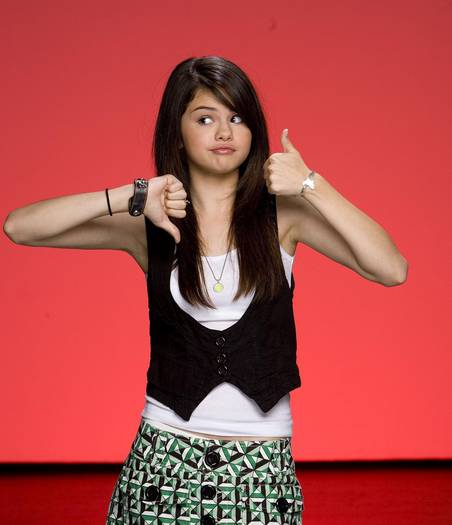 94abd4376337f43ed1c5014cb4ae6298 - Selena Gomez