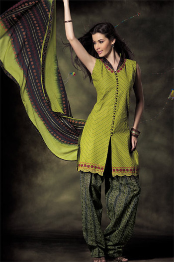 100343 - saree-uri2