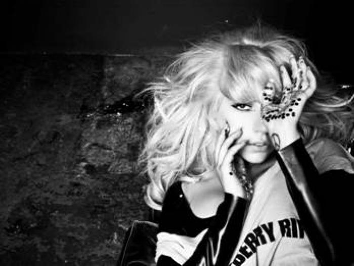 13612009 - LADY GAGA