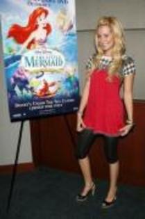 LAJUFEVTWKLGAFIHGUY - ASHLEY TISDALE