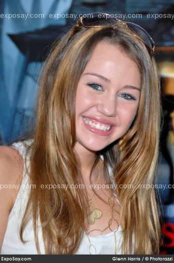 XOKPWCEZEHDNUMDHNBY - club miley si hannah montana