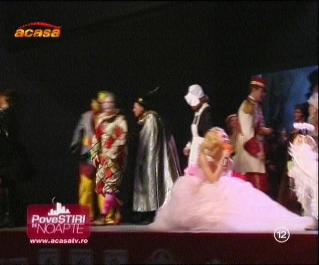 Image0904-2208TV202 - Poze Cu Adela Popescu-Lia In Ingerasii Si Cativa Colegi