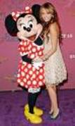 dwedewd - Miley Cyrus Celebrates Sweet 16 at Disneyland