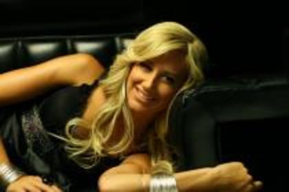 VOOHUHEONHCXLSLMHWK - ASHLEY TISDALE