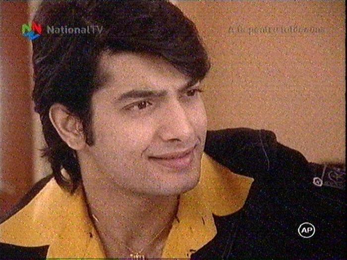 Image1030-0902(nationaltv)[3] - A TA PENTRU TOTDEAUNA-capturi