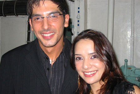 Zayed Khan si iubita lui - VAADA-Cand dragostea ucide