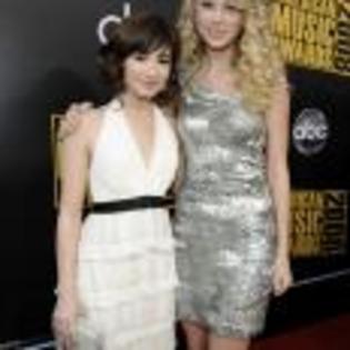 Taylor_Swift_1230493976_2 - Taylor Swift