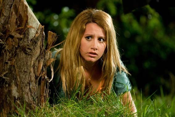 aliens-in-the-attic-227535l-imagine - 00-Ashley Tisdale-00