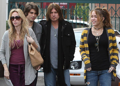 miley si familia
