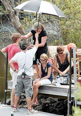 It-s-season3-h2o-just-add-water-5204502-279-399 - cele mai rare poze cu miley Cyrus