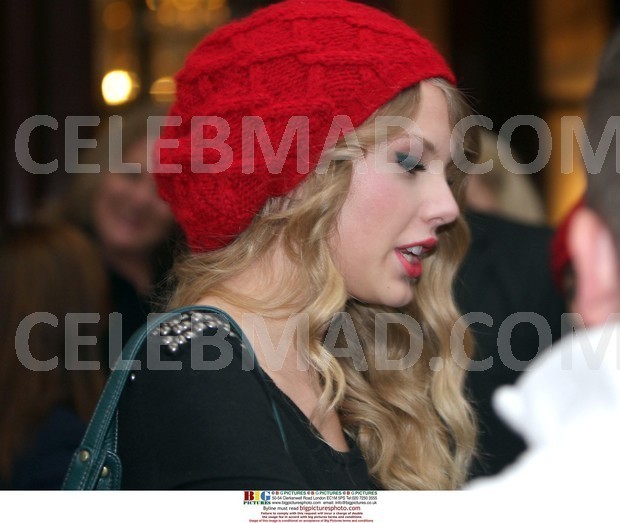 5_taylor_swift_hotel_8716b