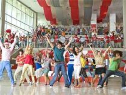 LETLNBSNIBZCWJYVXQG - High School Musical