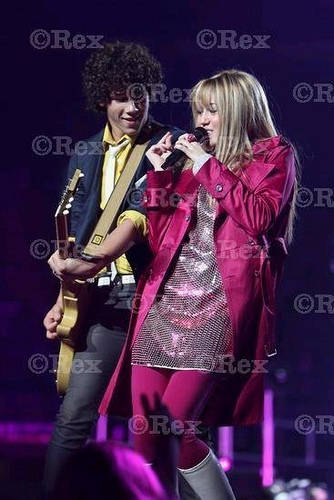 5 - Hannah Montana and Nick Jonas