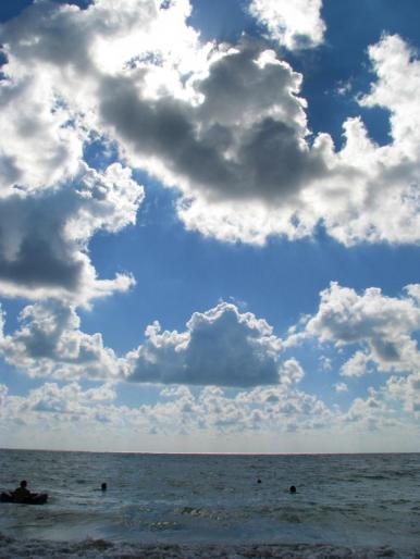 IMG_3529 - albastru e cerul si marea