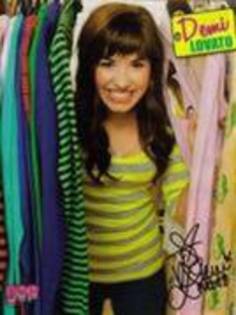 DEMI_LOVATO_IN_REVISTE - DeMy LoVaTo In ReViStE