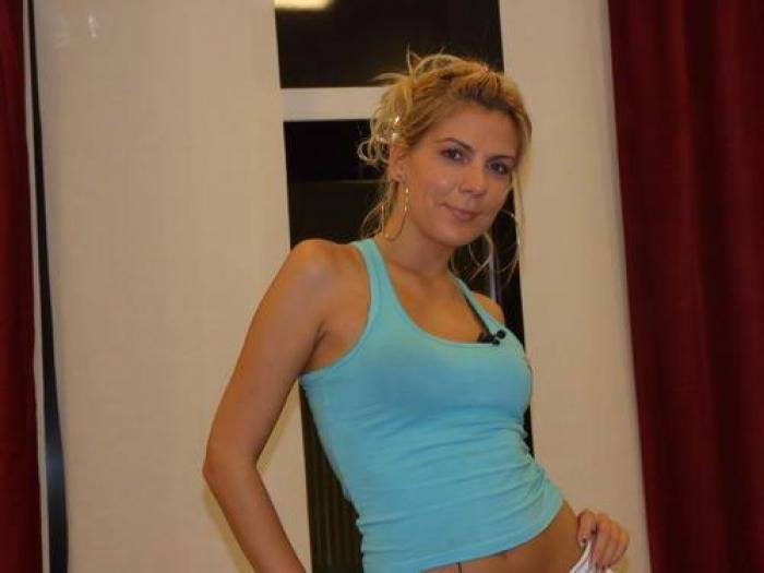 1wZEYk482013-02 - Nora Pentru Mama2