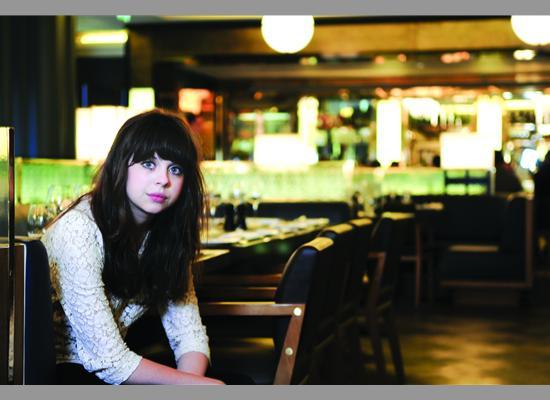 1102973_Bel_Powley - club daisy