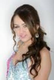 hk - miley cyrus