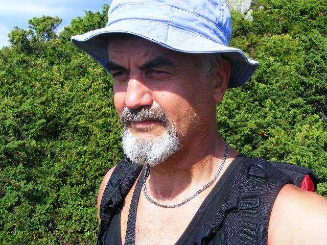 DSCF4412 - 2 august 2009 Traseu Suior Secatura Creasta Cocosului Gutaiul Doamnei  Vf Gutai