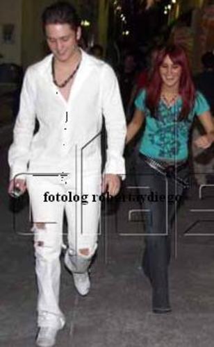 11378304545ffcb6 - cupluri REBELDE